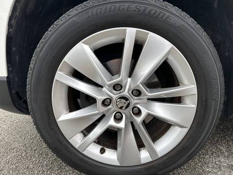 2019 Škoda Karoq — sličica 15