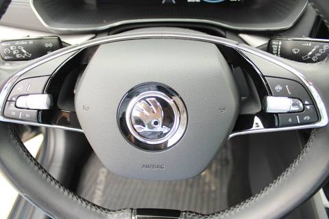 2021 Škoda Octavia Combi — sličica 16
