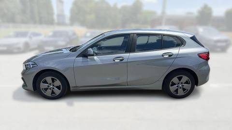 2023 BMW Serija 1 — sličica 4