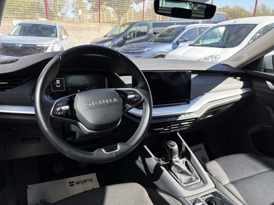 2025 Škoda Octavia — fotografija 10