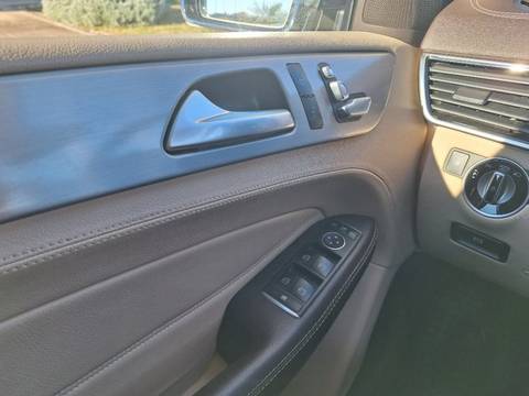 2016 Mercedes-Benz GLE — sličica 13