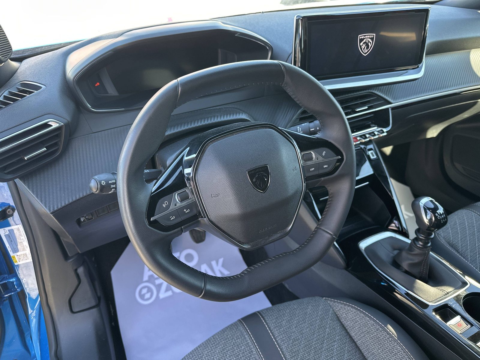 2024 Peugeot 2008 — fotografija 28