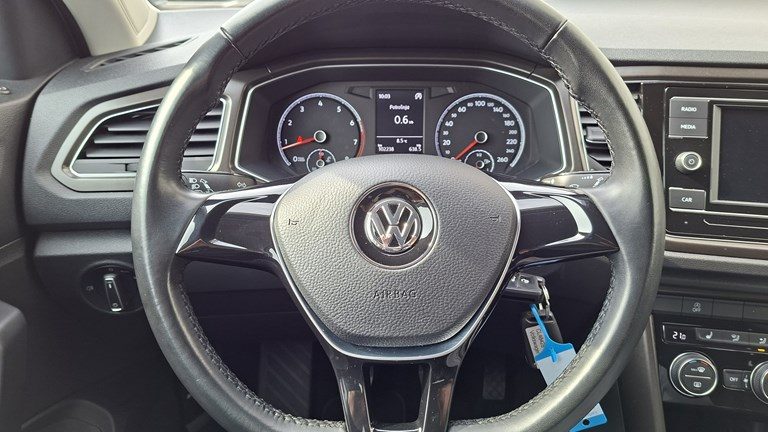 2019 Volkswagen T-Roc — fotografija 14