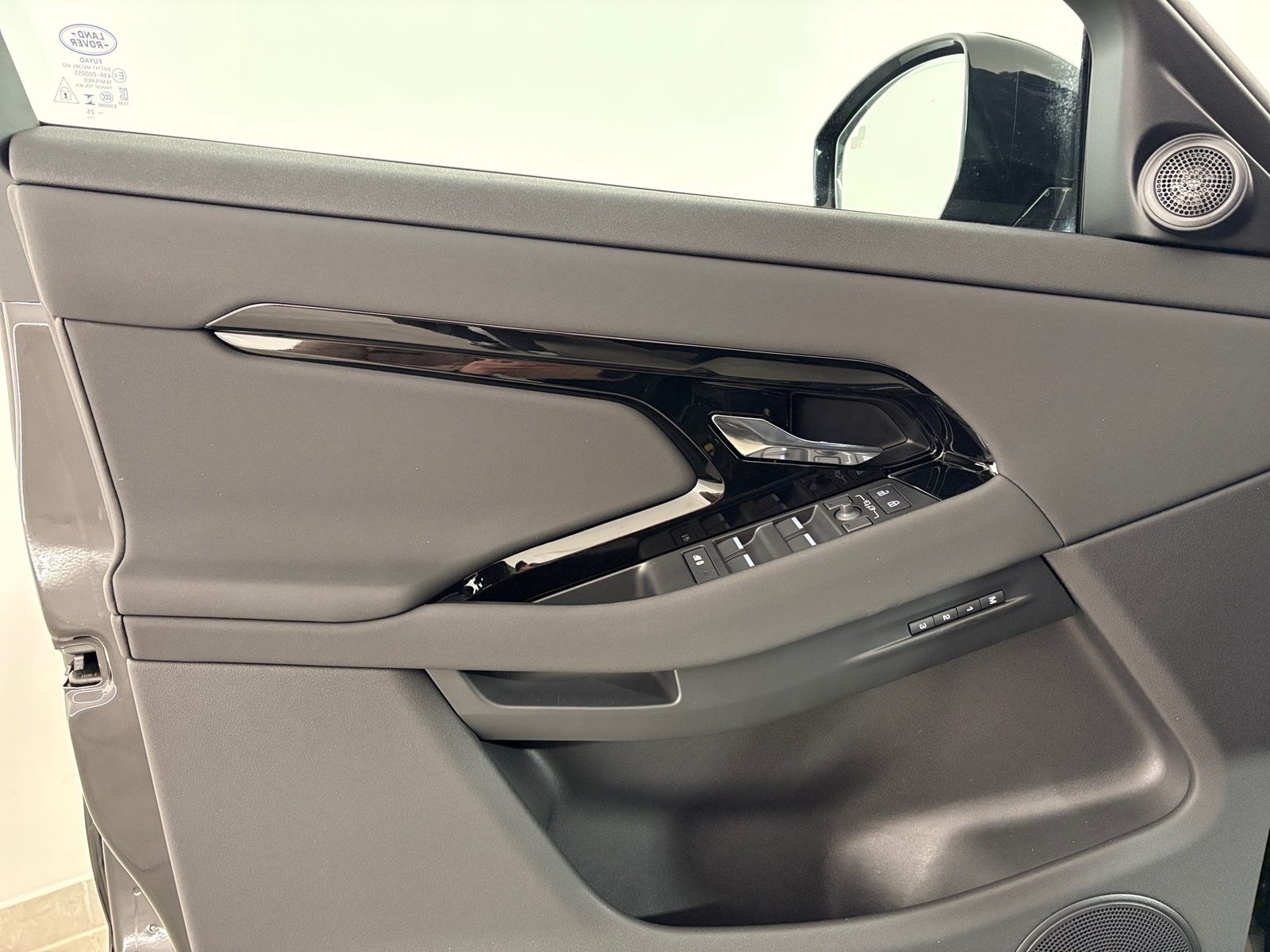2025 Land Rover Range Rover Evoque — fotografija 14
