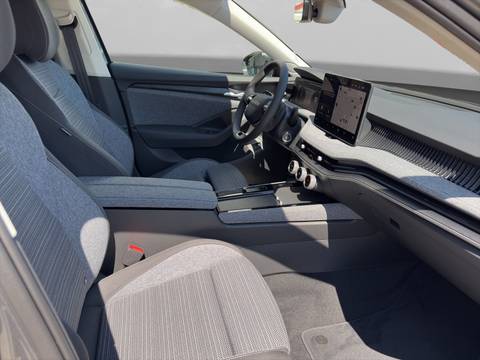 2025 Škoda Superb Combi — sličica 16
