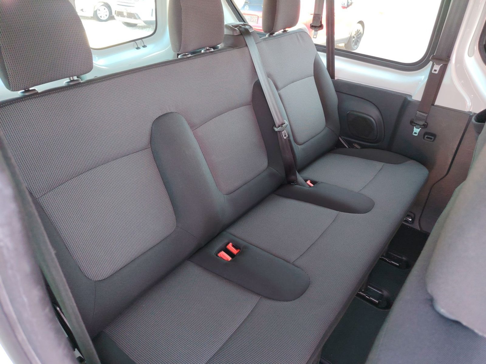 2023 Renault Trafic — fotografija 21