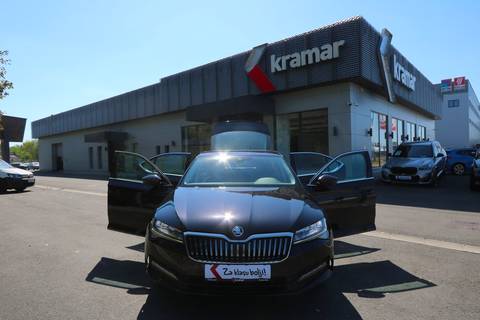 2022 Škoda Superb — sličica 13