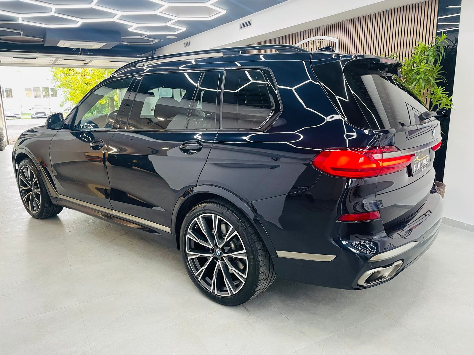 2019 BMW X7 — fotografija 6