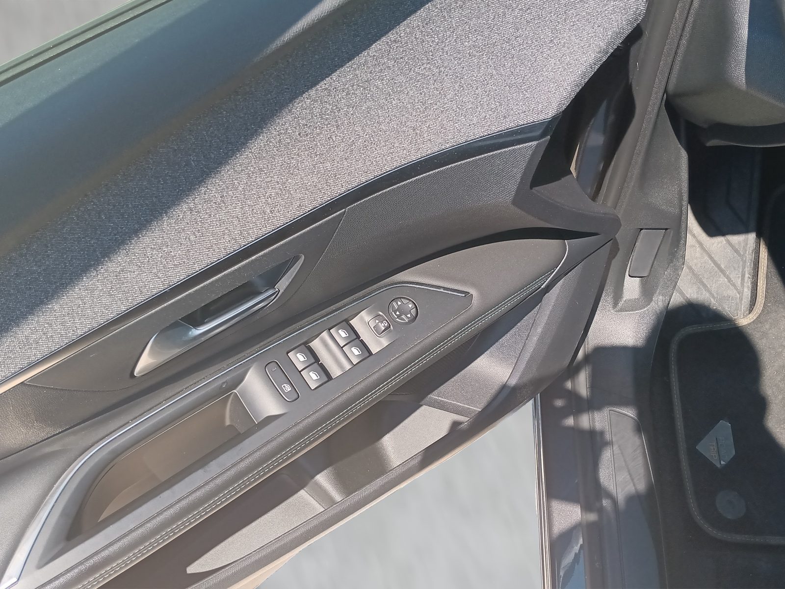 2023 Peugeot 3008 — fotografija 12