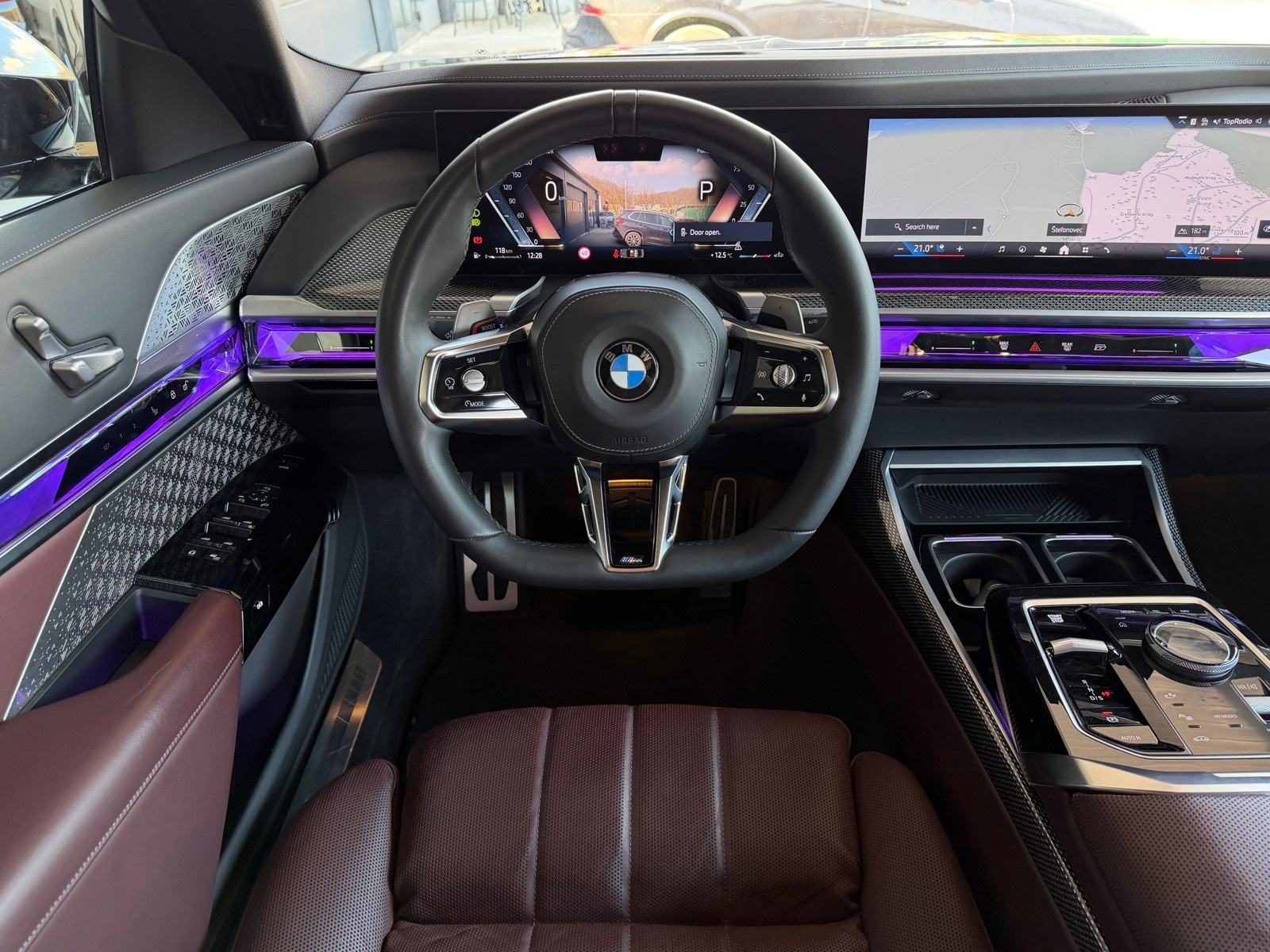 2024 BMW Serija 7 M Sport Pro — fotografija 17