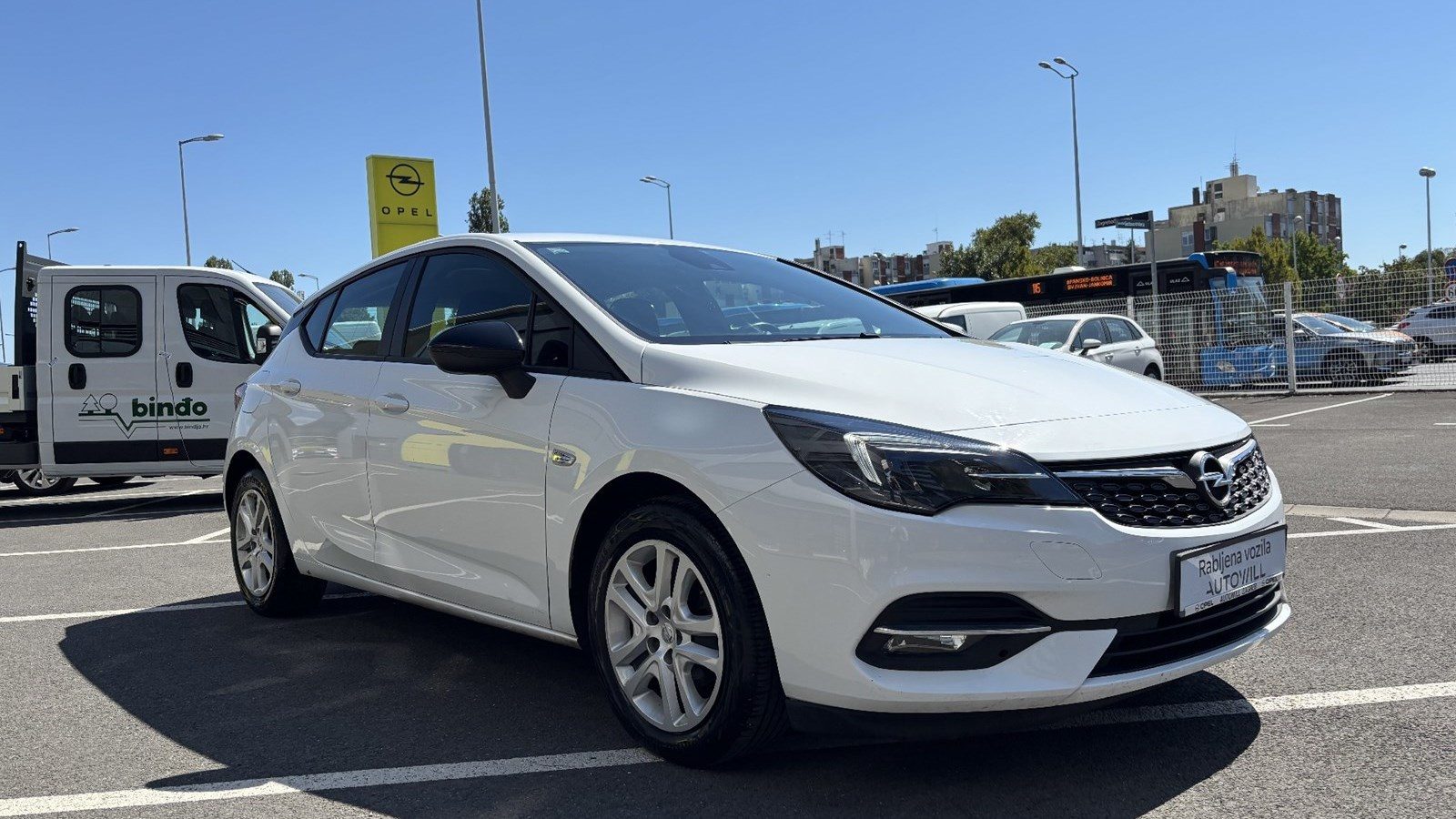 2021 Opel Astra — fotografija 5