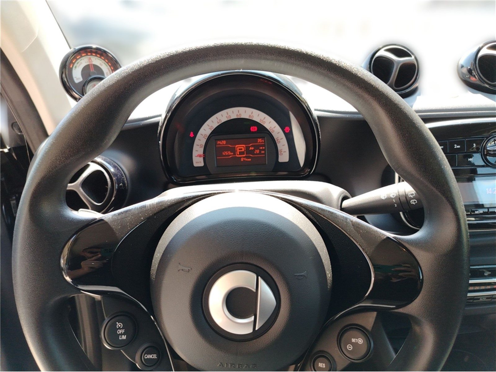 2022 Smart fortwo — fotografija 8