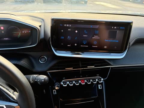 2025 Peugeot 2008 — sličica 10