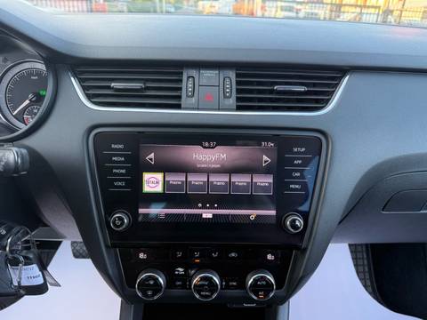 2019 Škoda Octavia — sličica 15