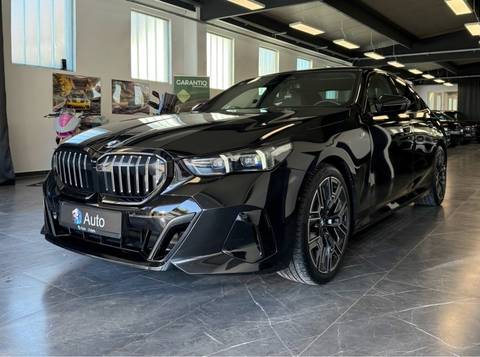 2025 BMW Serija 5 — sličica 3