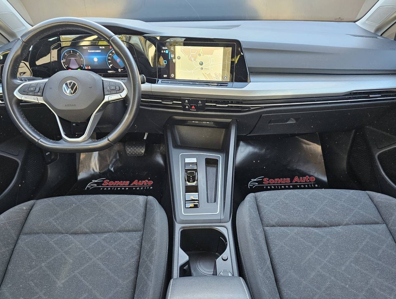 2022 Volkswagen Golf — fotografija 10