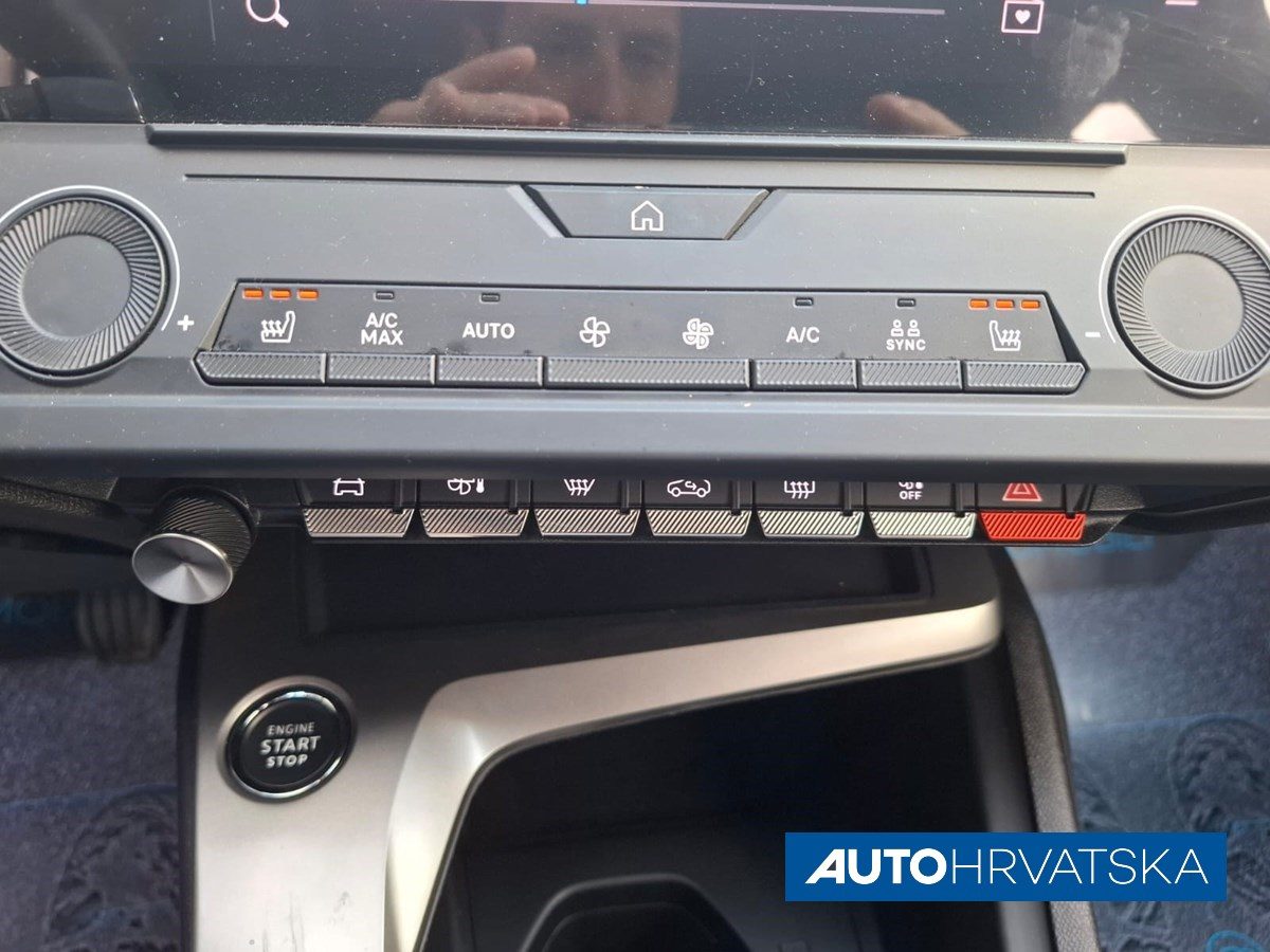 2023 Peugeot 308 — fotografija 16
