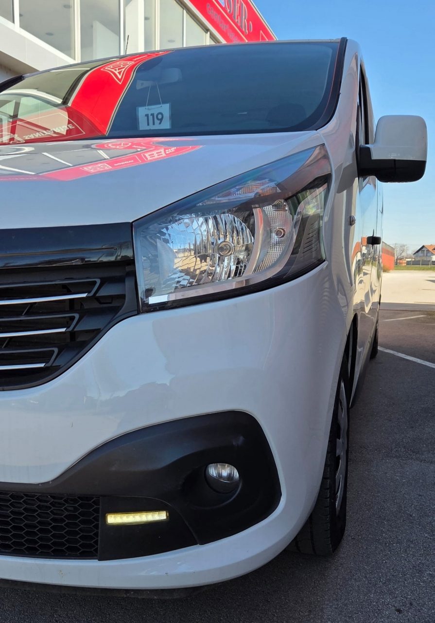 2020 Renault Trafic — fotografija 4