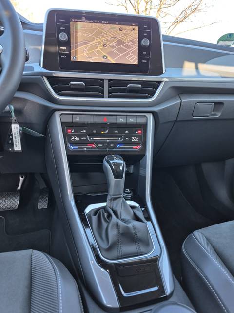 2024 Volkswagen T-Roc — sličica 16