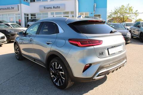 2023 Kia Xcee'd — sličica 7