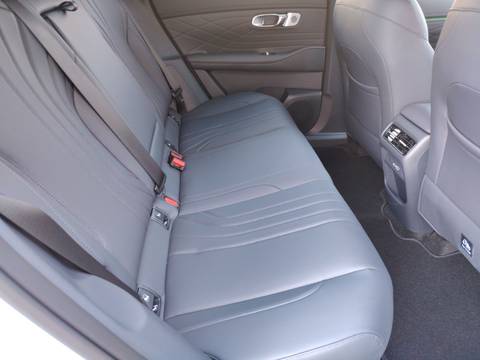 2026 Geely Starray EM-i — sličica 19