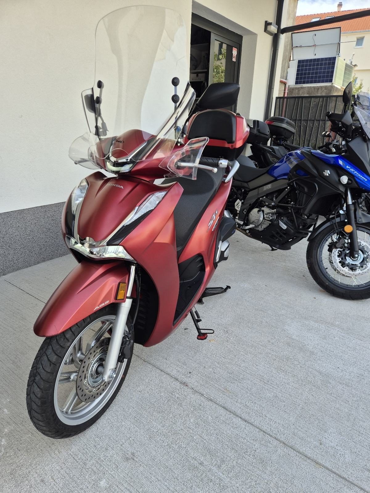 2022 Honda SH350 — fotografija 9