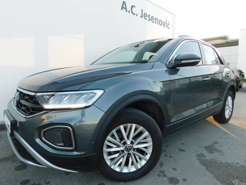 2023 Volkswagen T-Roc — sličica 7