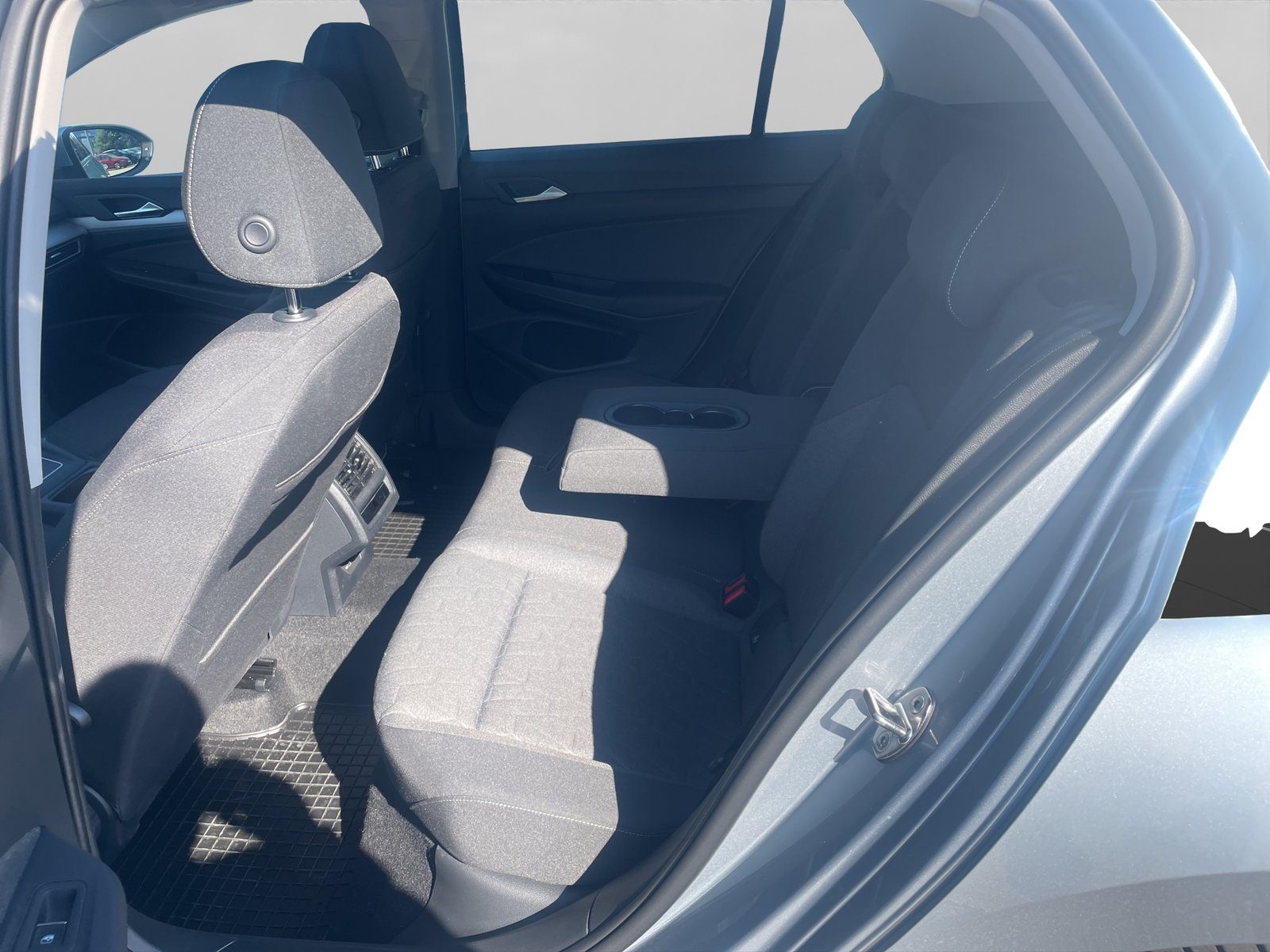 2025 Volkswagen Golf — fotografija 10