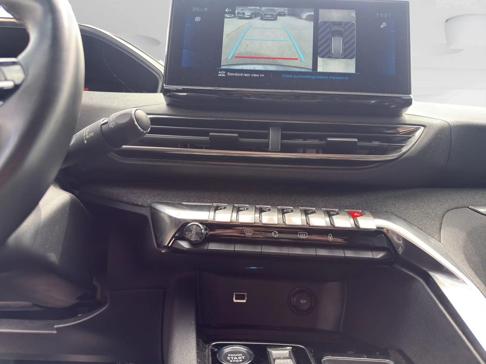 2023 Peugeot 5008 — fotografija 11