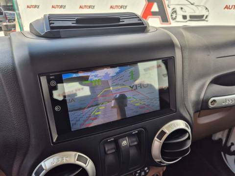 2011 Jeep Wrangler — sličica 19