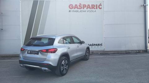 2025 Mercedes-Benz GLA — sličica 3