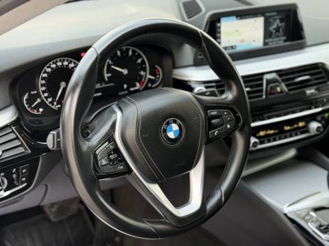 2017 BMW Serija 5 — sličica 17