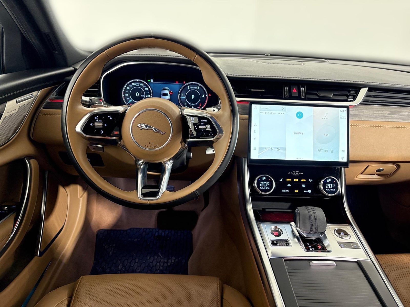 2022 Jaguar XF — fotografija 15