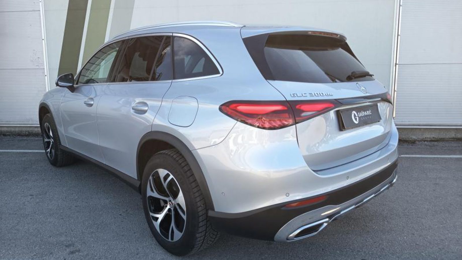 2023 Mercedes-Benz GLC Avantgarde — fotografija 4