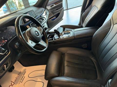 2021 BMW Serija 7 — sličica 16
