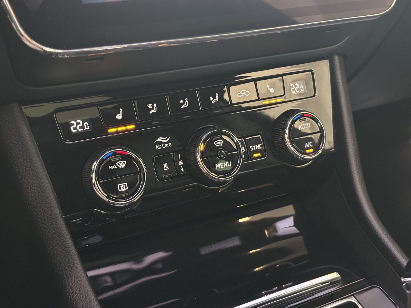 2022 Škoda Superb — fotografija 26
