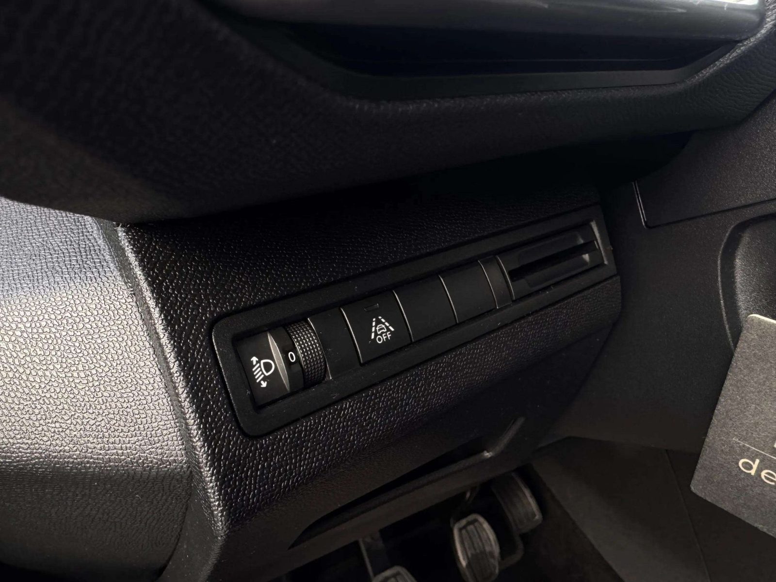 2022 Peugeot 3008 — fotografija 21