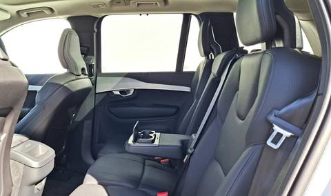 2023 Volvo XC90 — sličica 4