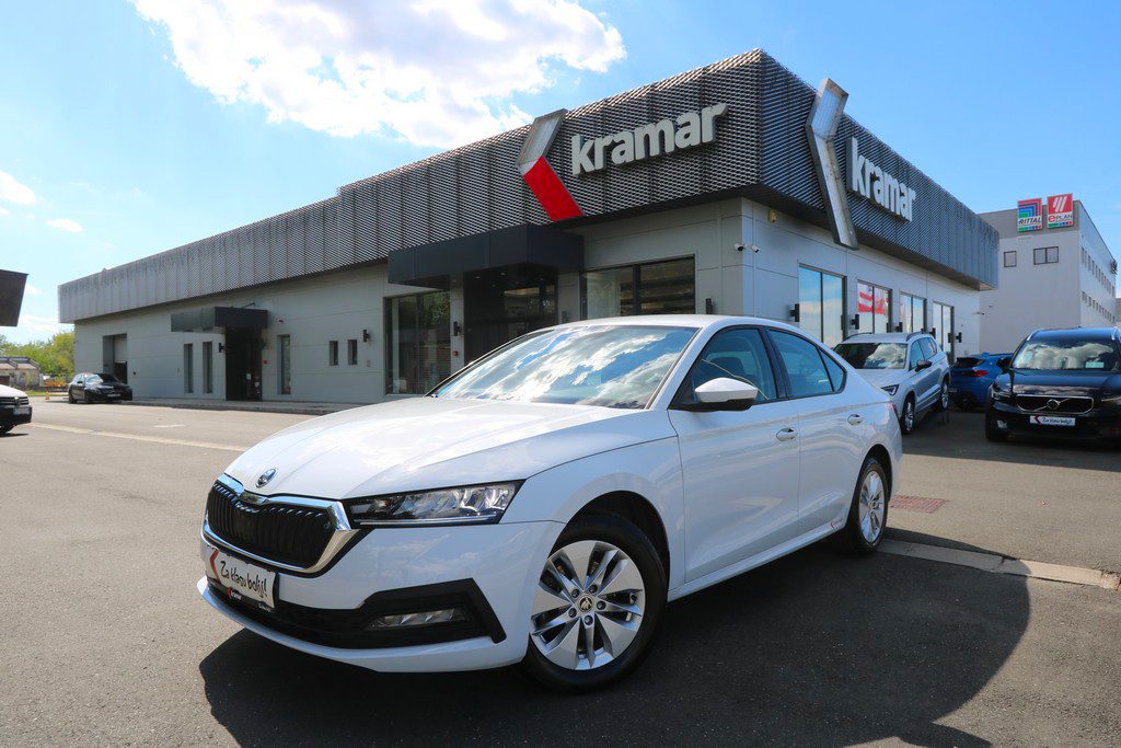 2022 Škoda Octavia — fotografija 14