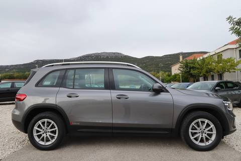 2022 Mercedes-Benz GLB — sličica 2