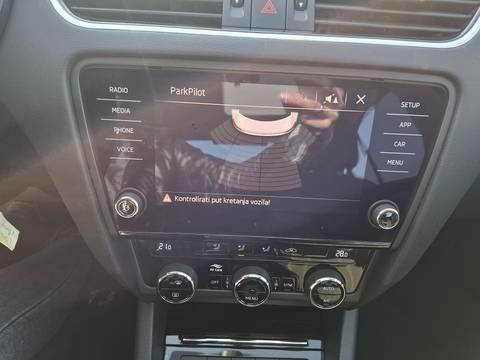 2019 Škoda Octavia — sličica 8