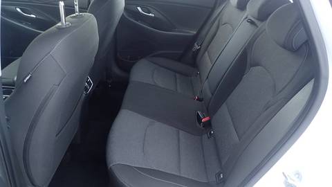 2021 Hyundai i30 — sličica 7