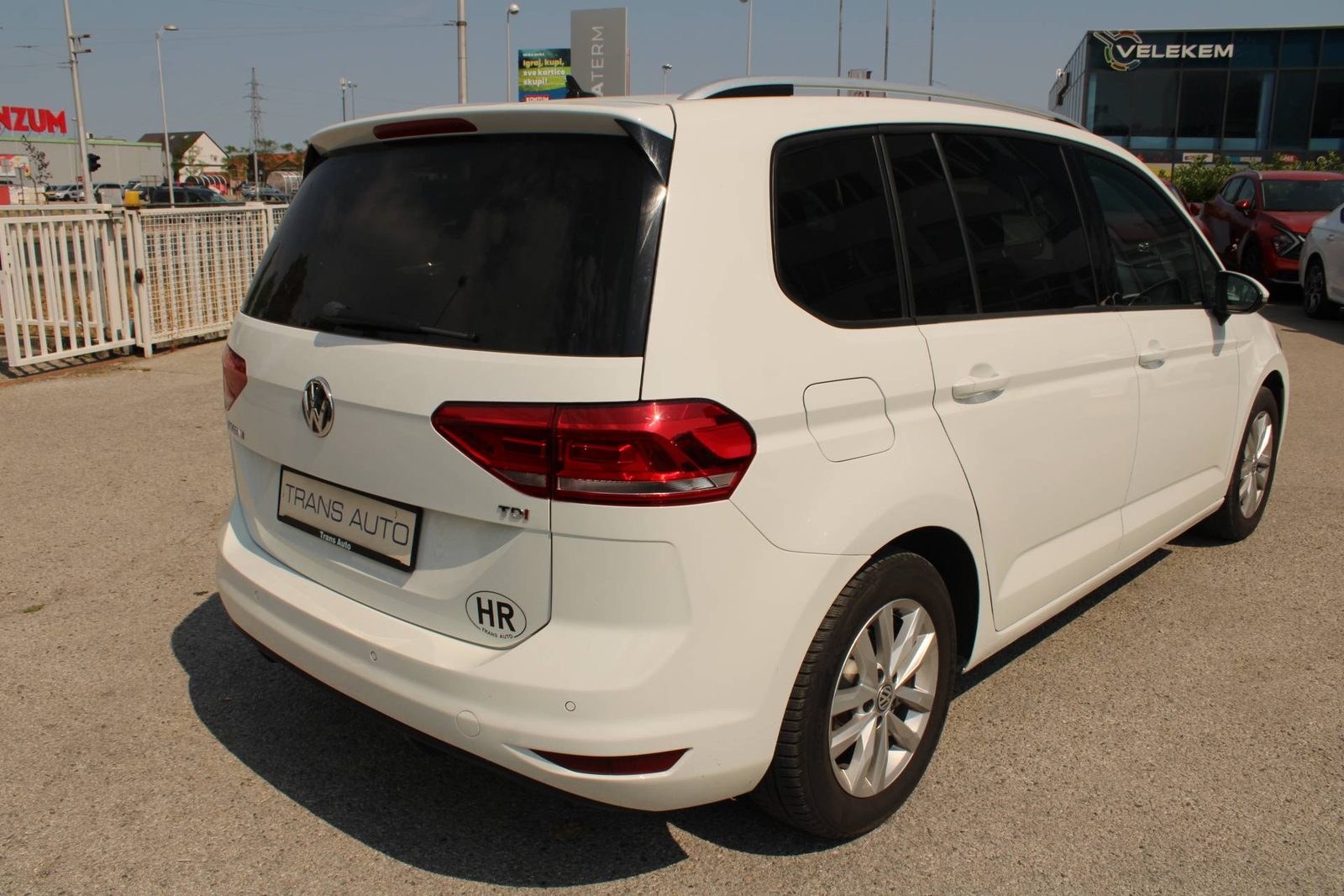 2016 Volkswagen Touran — fotografija 5