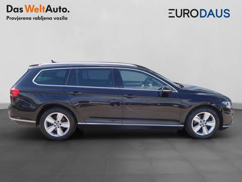 2023 Volkswagen Passat Variant — sličica 4