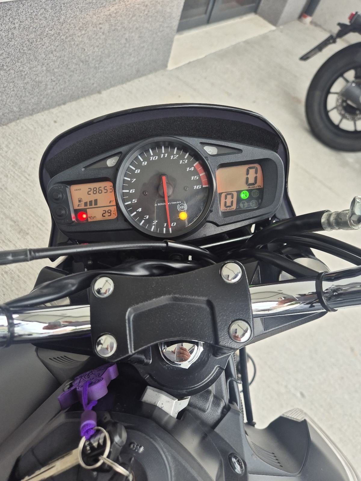 2010 Suzuki GSR600A — fotografija 12