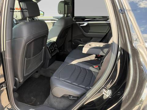2023 Volkswagen Touareg R-Line — sličica 10