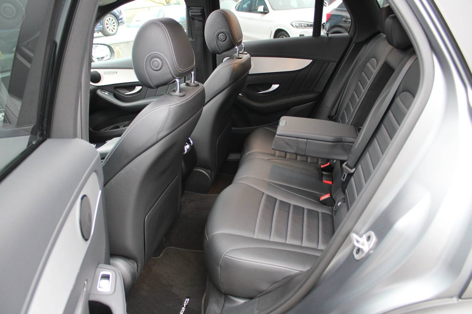 2022 Mercedes-Benz GLC — fotografija 11