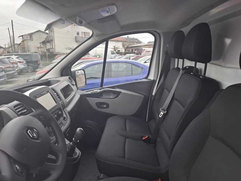 2018 Renault Trafic — fotografija 9