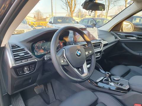 2022 BMW X4 — sličica 9