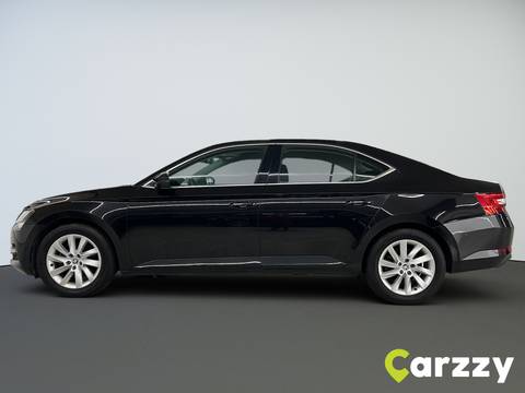 2021 Škoda Superb — sličica 9